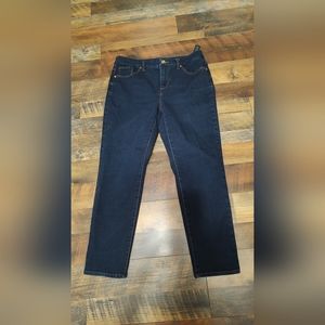 Chico's So Slimming Girlfriend Ankle Jean NWOT, size 0.5. (size 6)